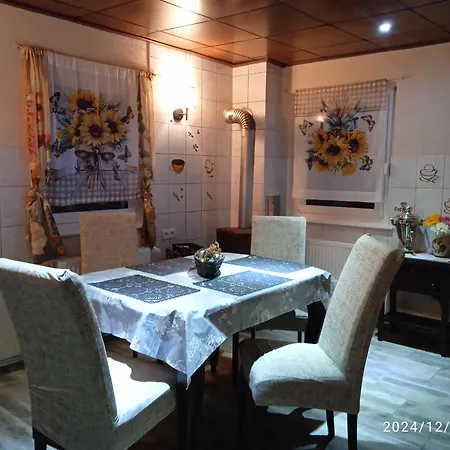 Ferienhaeuschen Berg Und Tal Holiday home