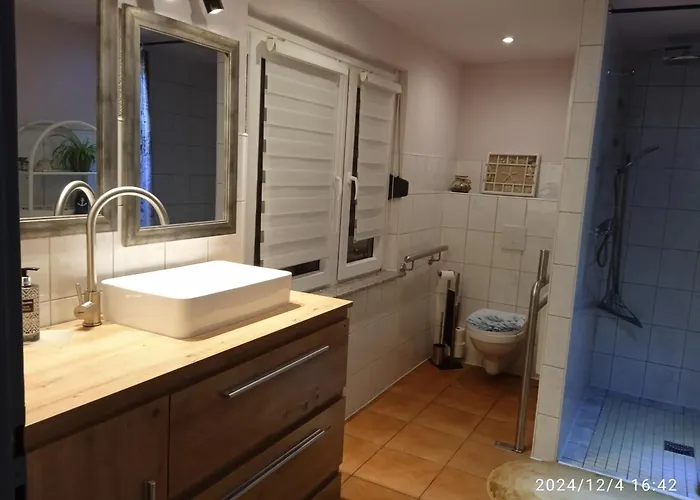 Ferienhaeuschen Berg Und Tal Nyaraló *